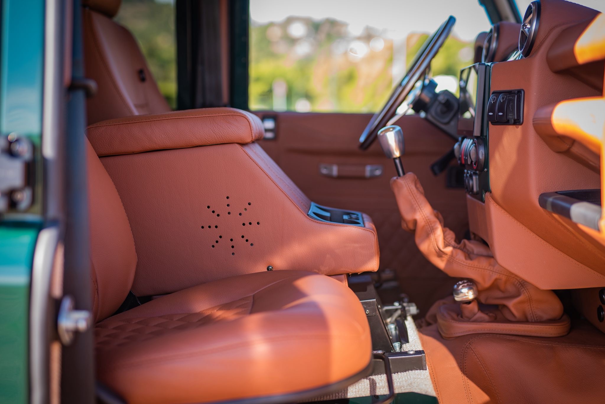 Land Rover Defender Falcon restored by Costa Motor — cockpit
