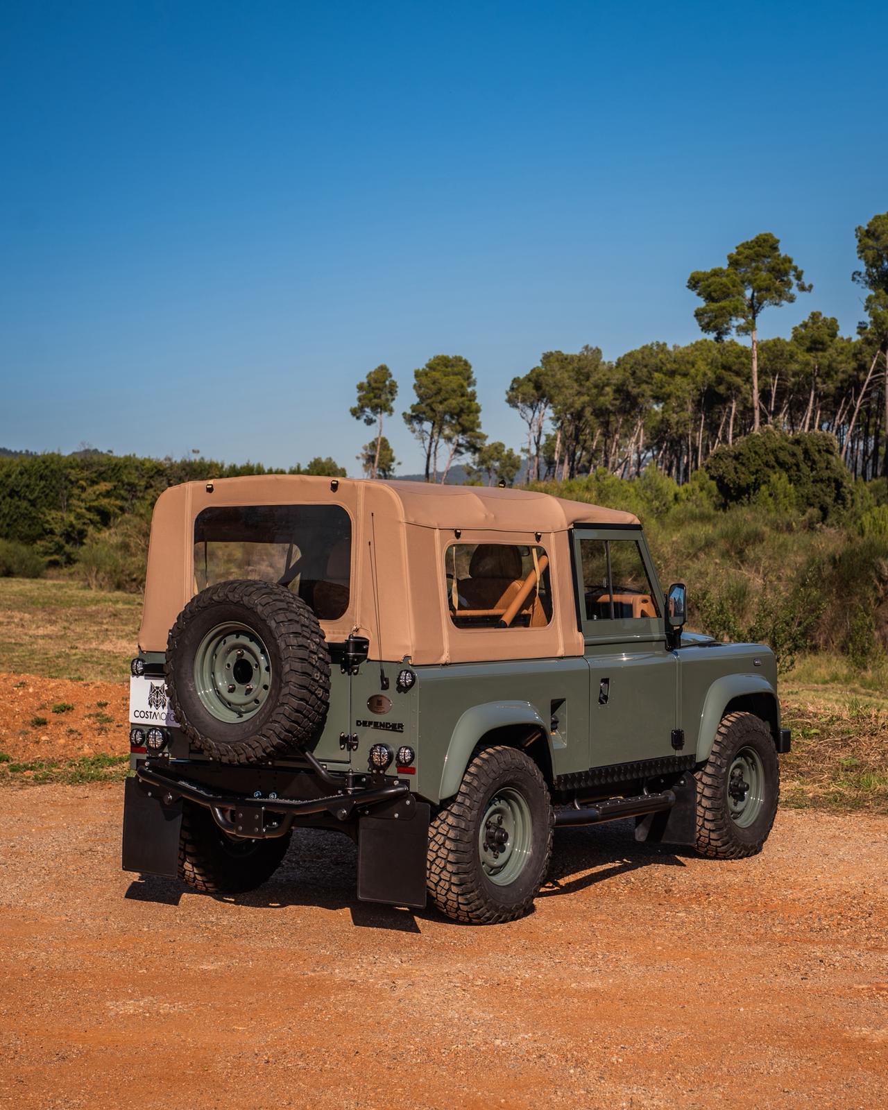 Land Rover Defender Lisboa restored by Costa Motor — rear
