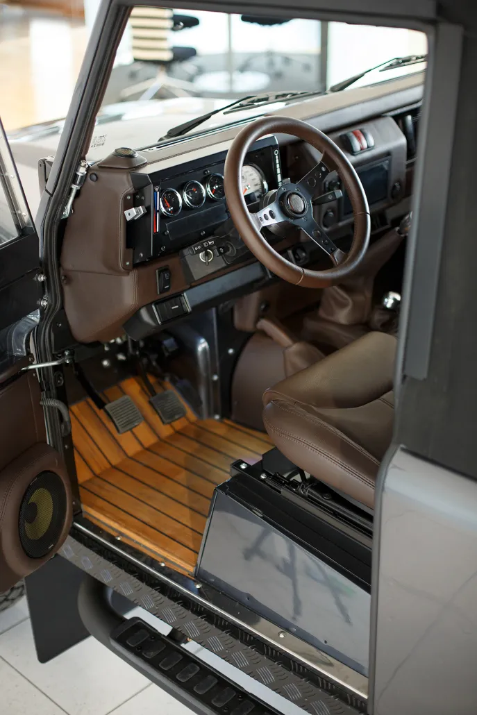 Land Rover Defender Maximus restored by Costa Motor — cockpit